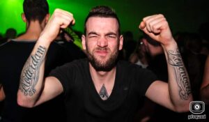 2015-01-16-hardcore-vibes-xl-time-out-pd531713