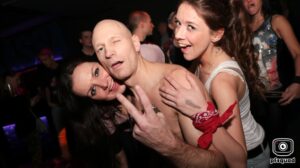 2016-01-15-harder-is-beter-this-is-the-sound-of-hardbouncer-manhattan-img_6945