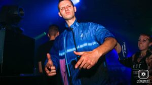2016-05-04-f-noize-vs-andy-the-core-5-hours-solo-rodenburg-img_5279