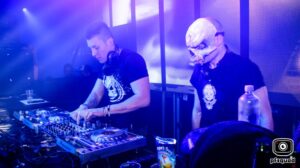 2016-05-04-f-noize-vs-andy-the-core-5-hours-solo-rodenburg-img_5292
