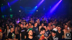 2016-05-04-f-noize-vs-andy-the-core-5-hours-solo-rodenburg-img_5428